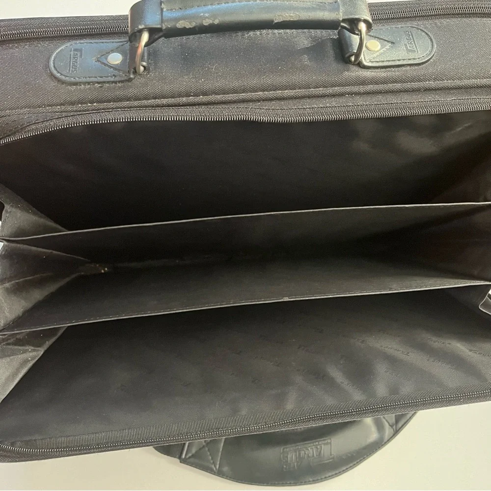 Vintage Targus Air Laptop Briefcase 15
